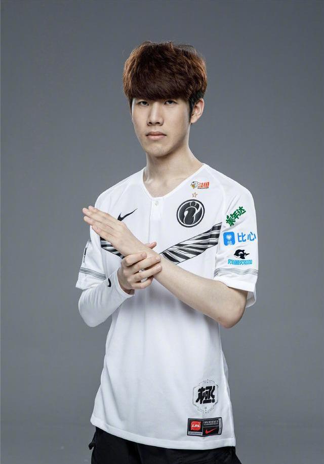 BC.Game与s1mple晋级2025年RED BULL GIBAWY JOURNEY季后赛